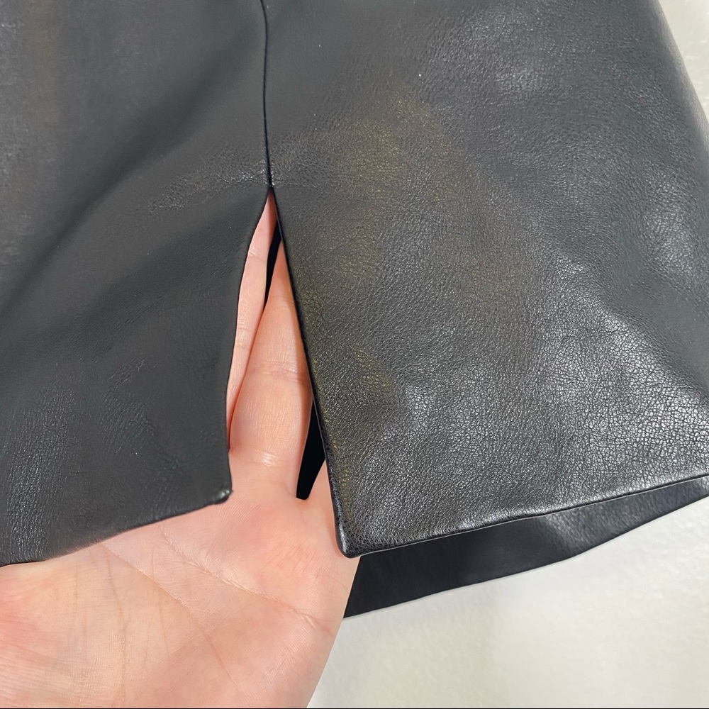BLANK NYC Vegan Leather Side Skit Mini Skirt Black - Picture 5 of 7
